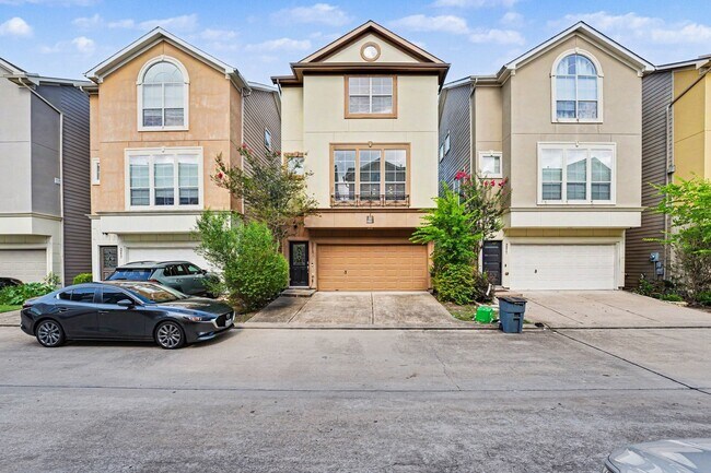 Photo - 3215 Clearview Cir