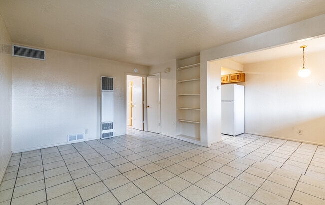 Photo - 206 Princeton Dr SE Unit APT 3