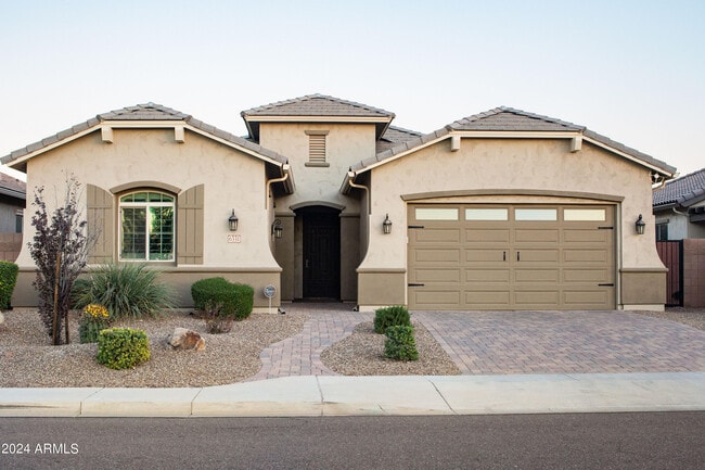 Building Photo - 6331 S Fresno St Rental