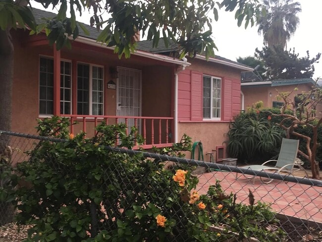 Building Photo - 4238 La Salle Ave
