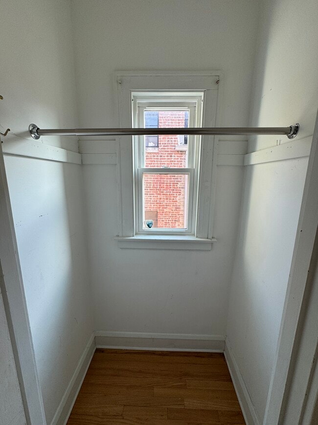 Photo - 6208 N Artesian Ave Unidad 2