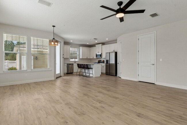 Photo - 205 Daydream Ave