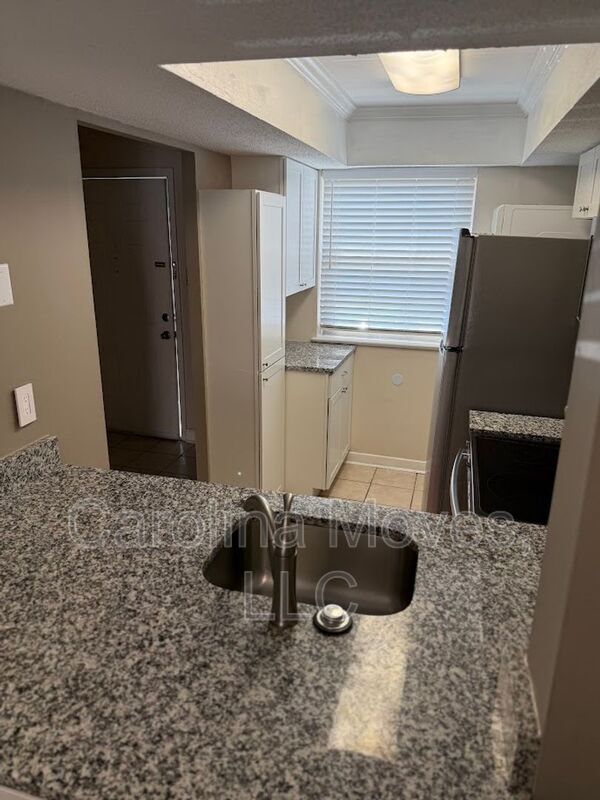 2530 E North St Unit 15-E