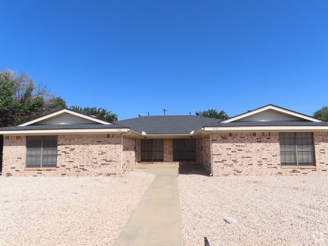 Building Photo - 4334 Ridgecrest Cir Unit 4334 Ridgecrest Rental