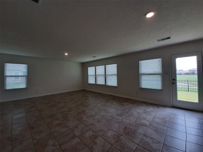 4834 Lucky Fawn Ln