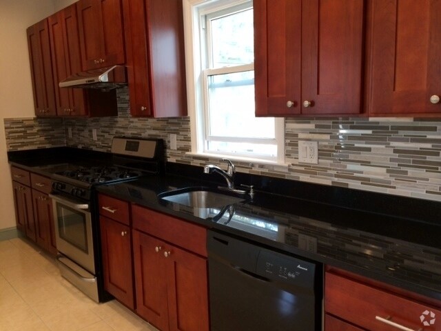 Building Photo - 81 Mt Vernon St Unit 2 Rental