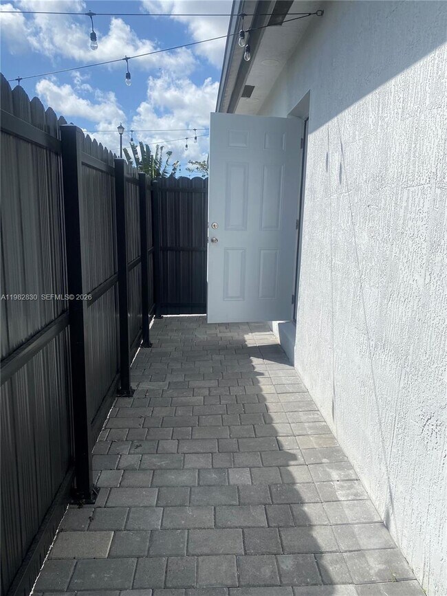 Photo - 16930 SW 289th Ter Unidad 0