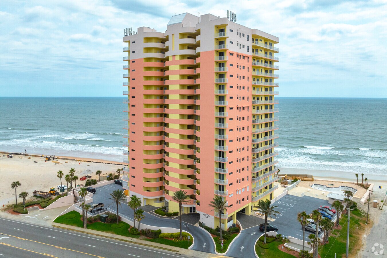 Primary - Island Crowne Condominium