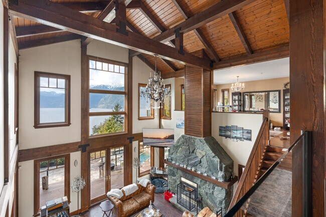 Photo - 138 Furry Creek Dr Unité SI ID1502458P