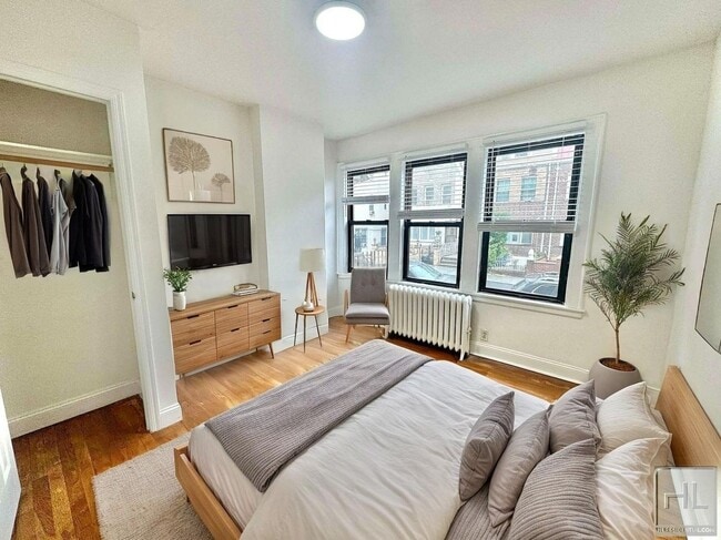 Photo - 32 STREET Unidad 1