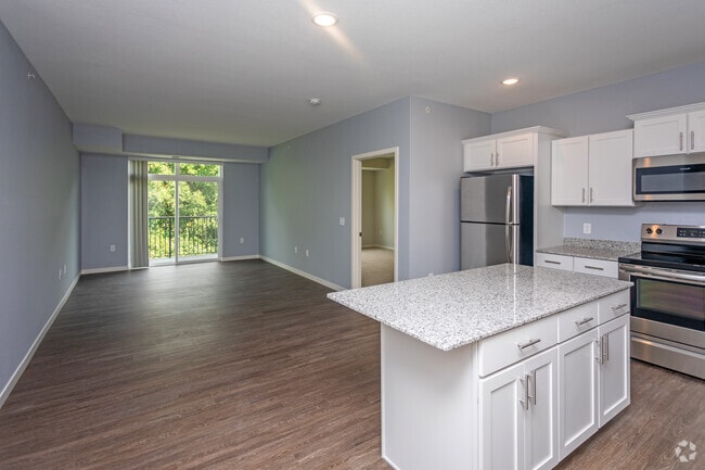 3BR, 2BA - 1,419SF - Trails Edge of Maplewood