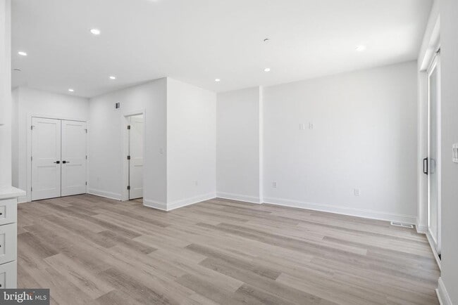 Photo - 2404 North Capitol St NW