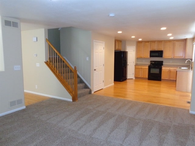 Photo - 10910 Steele St