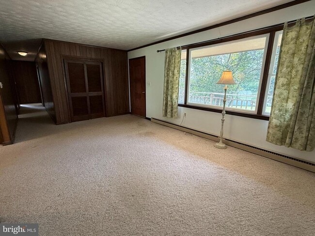 Photo - 11103 Putman Rd