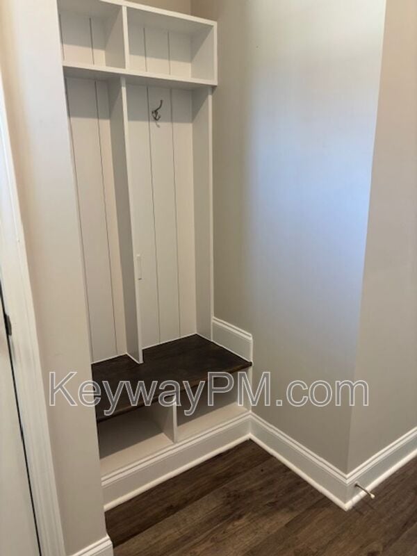 Photo - 2044 Denmark Ave SE