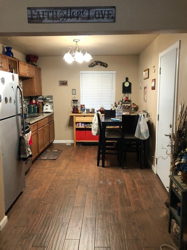 2221 Alton Pl Unit 2221