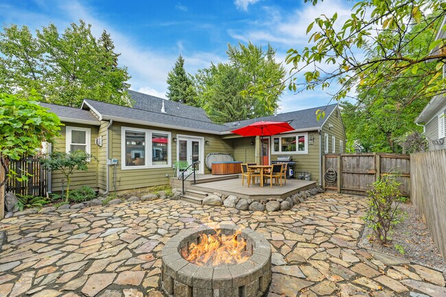 Photo - 841 N 5th St