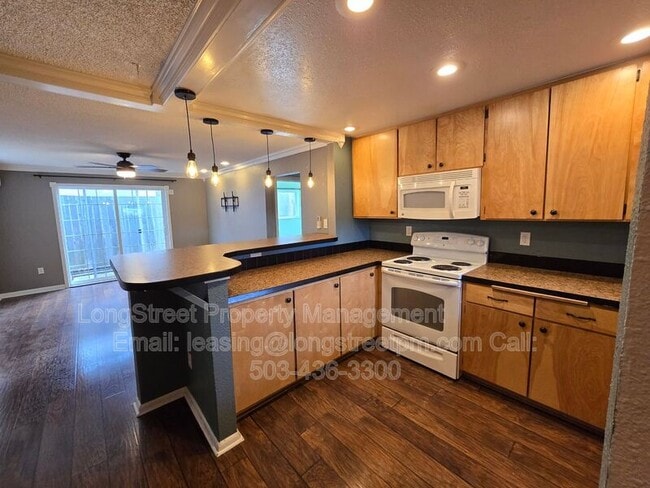 Photo - 1740 SW 12th Ave