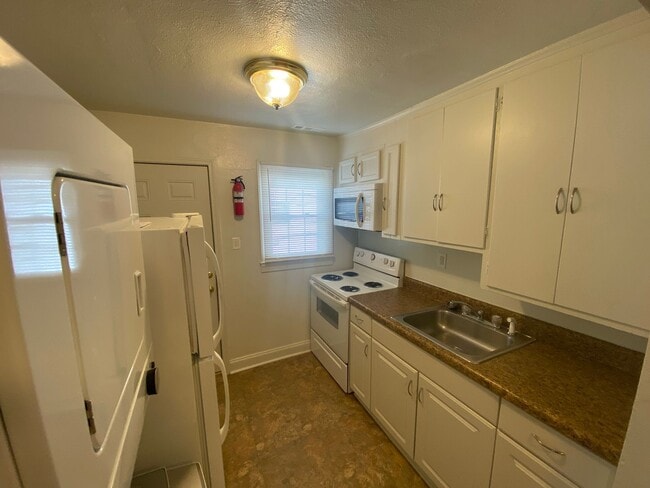 Photo - Duplex in Northgate Park / Fenced In Yard! Unit B