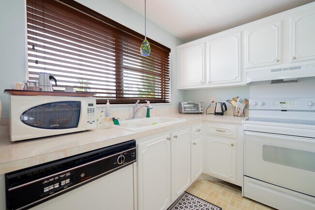 Photo - 2008 S Federal Hwy Unidad 301