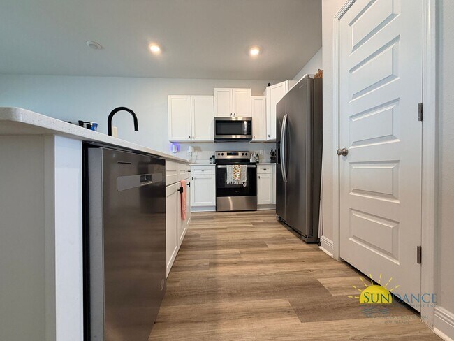Photo - Stunning 3 Bedroom Townhouse in Brittany Oaks!