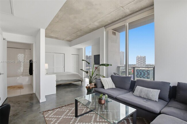 Photo - 151 SE 1st St Unit 1810