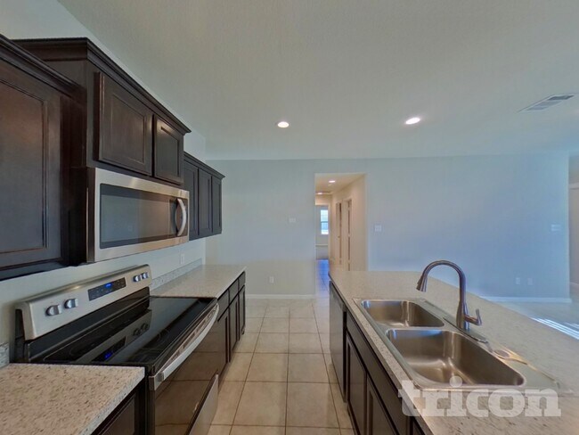 Photo - 1812 Fairbanks Dr
