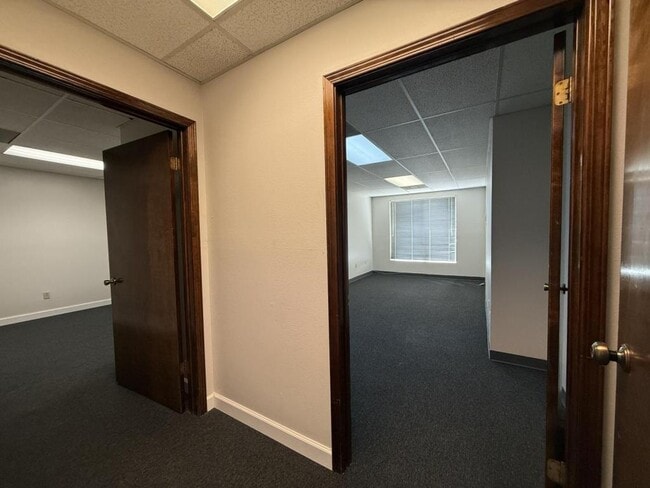 Photo - 4323 Division Street