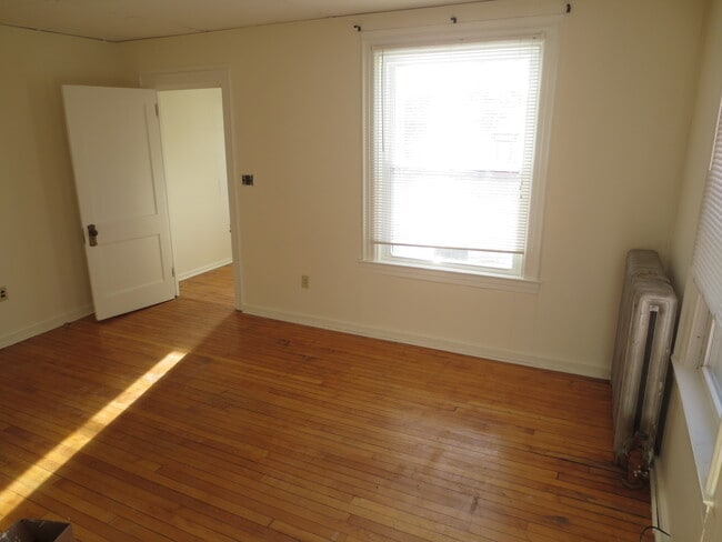 Photo - 23 Fountain St