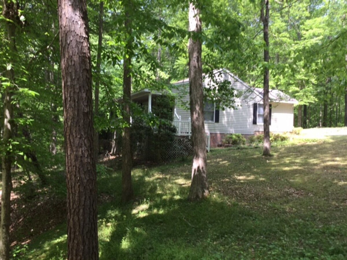 Blackstone3 bed 2 bath Rancher style home Rental House Rental in