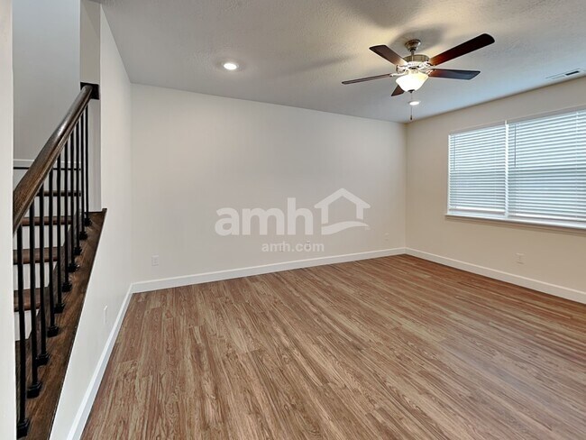 Photo - 2335 S Wild Horse Way