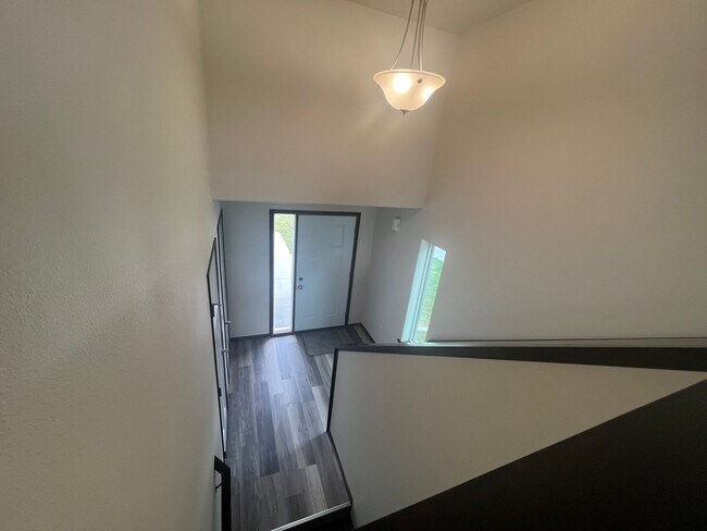 Photo - 3715 32nd St S