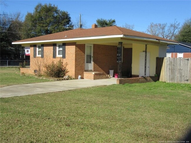 Photo - 1119 Juniper Dr