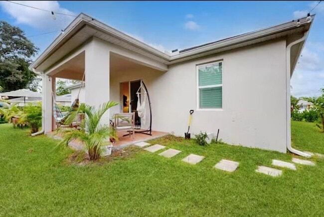 Photo - 708 Newhall Terrace