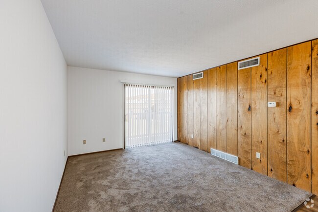 2HAB, 1BA - 720 ft²