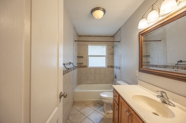 Photo - 315 Brannen St Unit A