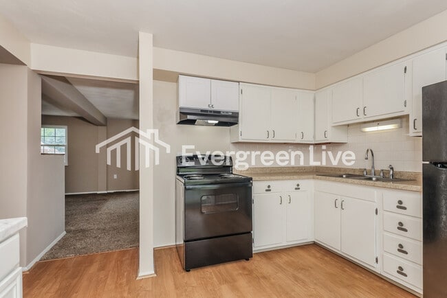 Photo - 7650 Damascus Dr