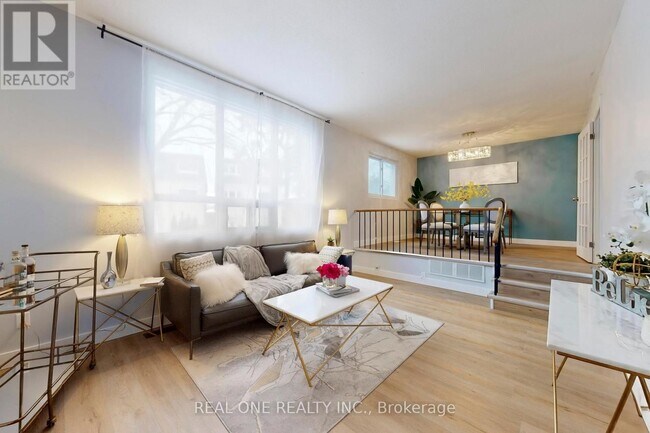 Photo - 62 Courville Coachway