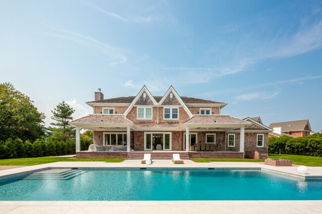 Photo - 126 Somerset Ave