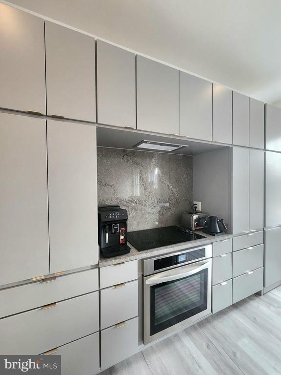 Photo - 106 S State St Unit 3N