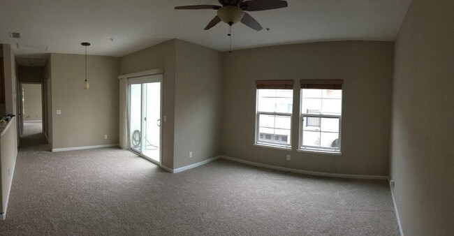 Photo - 3301 N Park Dr Unidad 2111