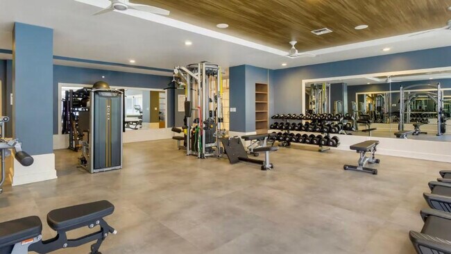 Photo - 11000 NE 10th St Unit ID1280453P