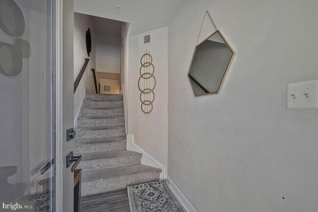 Photo - 4748 Towne Park Rd