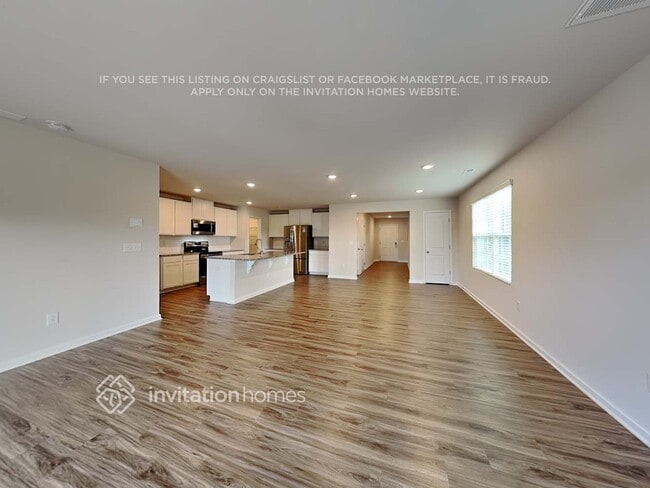 Photo - 1024 Woodhouse Dr