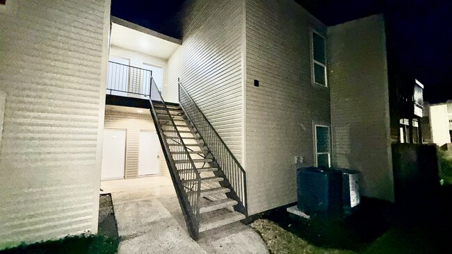 Photo - 9707 Richmond Ave Unit 74