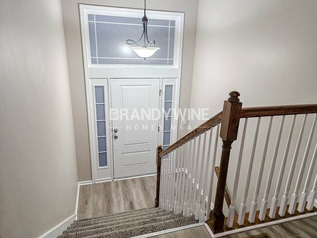 Photo - 803 SW Hilltop Ct