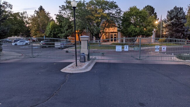 10056 E Carolina Pl Unit 103
