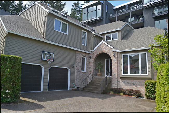 Building Photo - 2920 Northwest Shenandoah Terrace Rental
