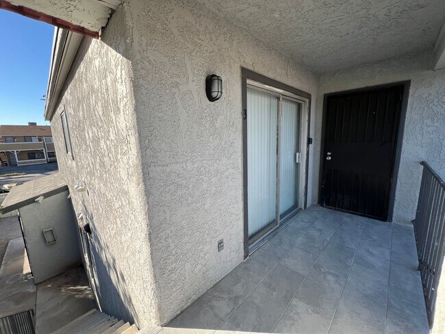 Photo - 6942 Appleton Dr Unidad 3