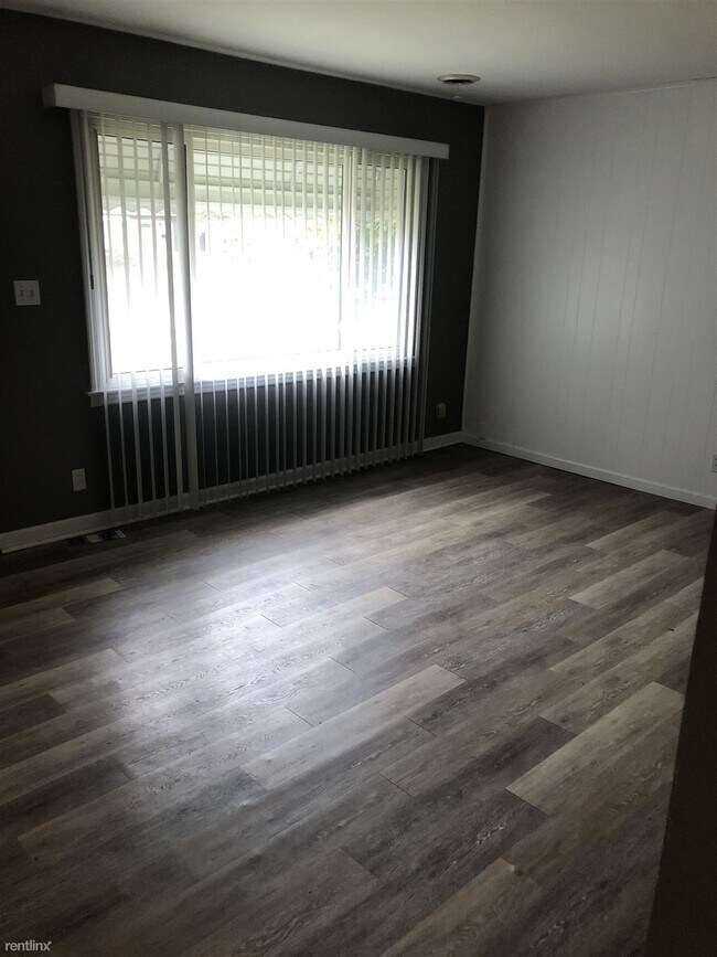 Photo - 3 br, 1 bath House - 26721 Grandmont St